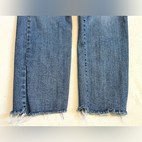 Lucky Brand Lolita Super Skinny Light Blue Slightly Distressed Jeans Size 6 - Picture 4 of 16